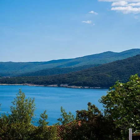Apartment App For 2 Pers With Sea View Near Centar,18 Rabac