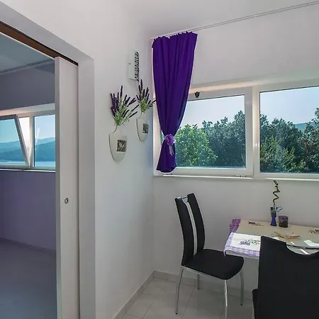 App For 2 Pers With Sea View Near Centar,18 Apartment *