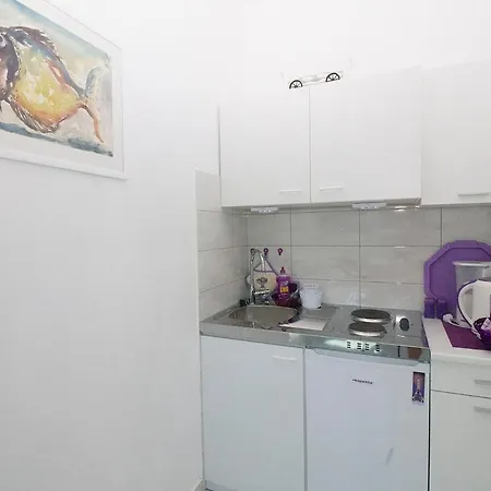 App For 2 Pers With Sea View Near Centar,18 * 拉巴克