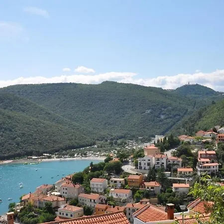 Apartment App For 2 Pers With Sea View Near Centar,18 *
